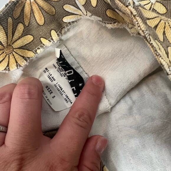 Vintage A Byer 90s Rare Cotton Button Fly High Rise Floral Shorts Sz 5 - Picture 5 of 6